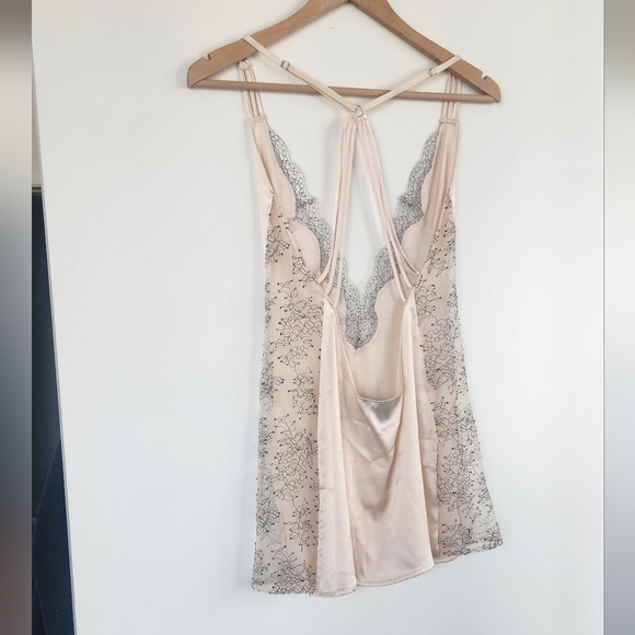 NWOT Victoria's Secret Babydoll - Picture 2 of 2